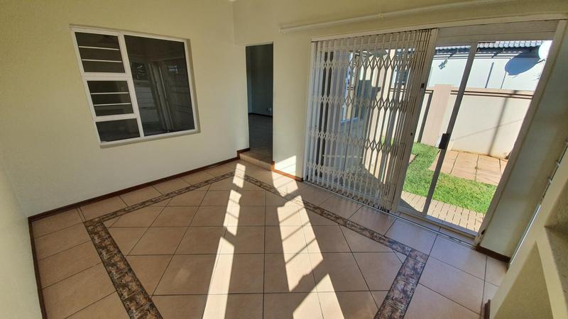 3 Bedroom Property for Sale in Magalieskruin Gauteng