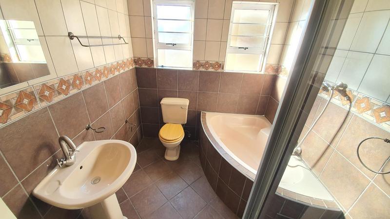 3 Bedroom Property for Sale in Magalieskruin Gauteng