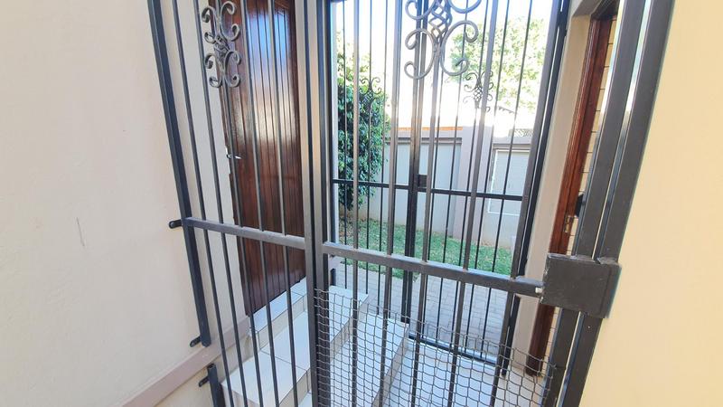 3 Bedroom Property for Sale in Magalieskruin Gauteng