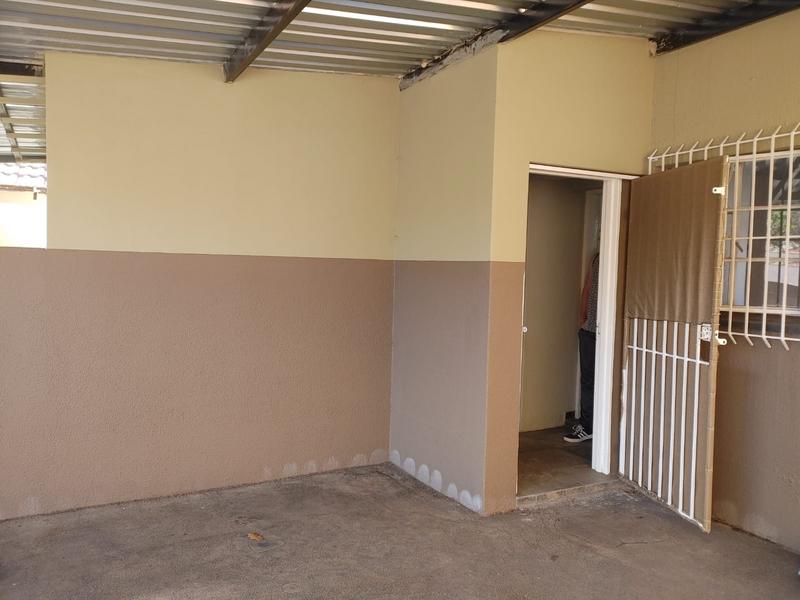 To Let 2 Bedroom Property for Rent in Brenthurst Gauteng