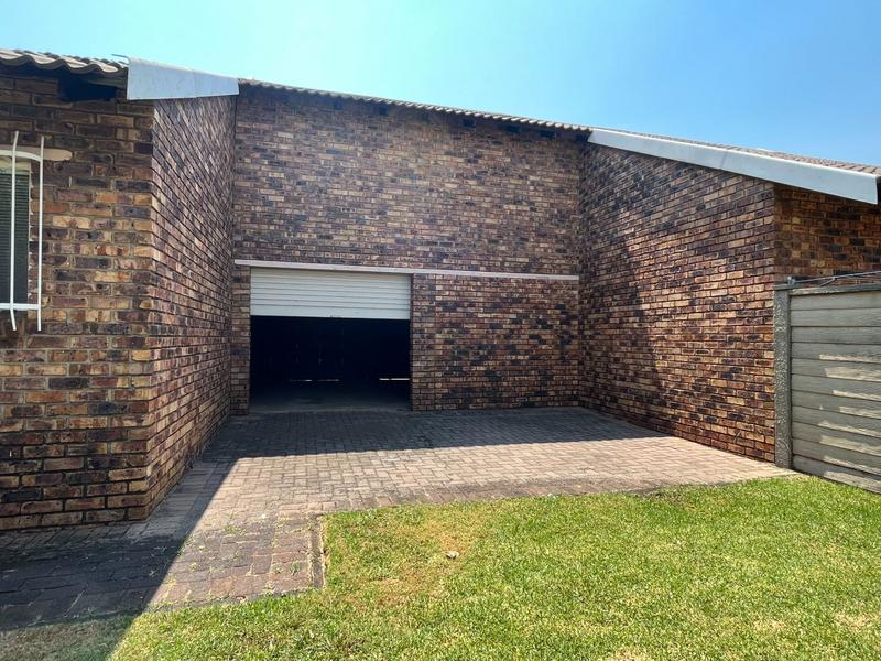 3 Bedroom Property for Sale in Waldrift Gauteng