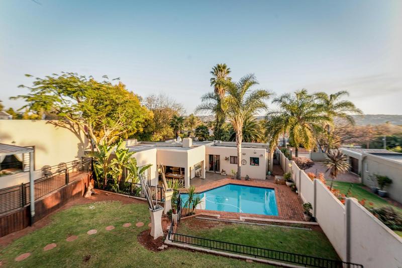 4 Bedroom Property for Sale in Roodekrans Gauteng