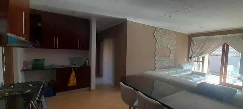 To Let 3 Bedroom Property for Rent in Thatchfield Gauteng