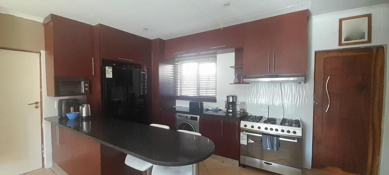 To Let 3 Bedroom Property for Rent in Thatchfield Gauteng