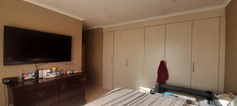 To Let 3 Bedroom Property for Rent in Thatchfield Gauteng