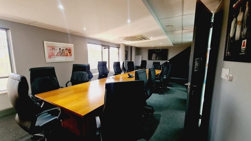 To Let commercial Property for Rent in Nieuw Muckleneuk Gauteng