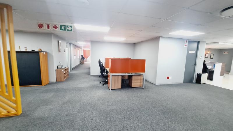 To Let commercial Property for Rent in Nieuw Muckleneuk Gauteng