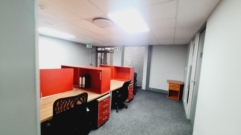 To Let commercial Property for Rent in Nieuw Muckleneuk Gauteng