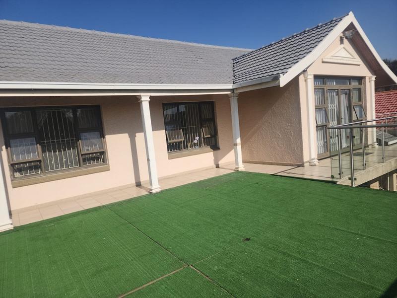 5 Bedroom Property for Sale in Kensington Gauteng