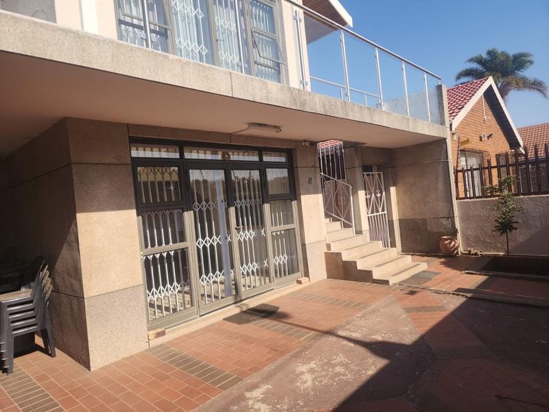 5 Bedroom Property for Sale in Kensington Gauteng