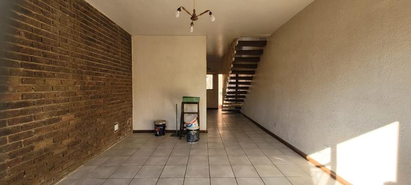 2 Bedroom Property for Sale in Randhart Gauteng