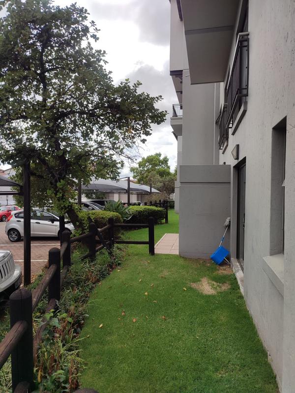 To Let 1 Bedroom Property for Rent in Sunninghill Gauteng