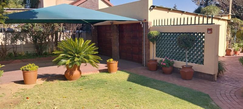 4 Bedroom Property for Sale in Elma Park Gauteng