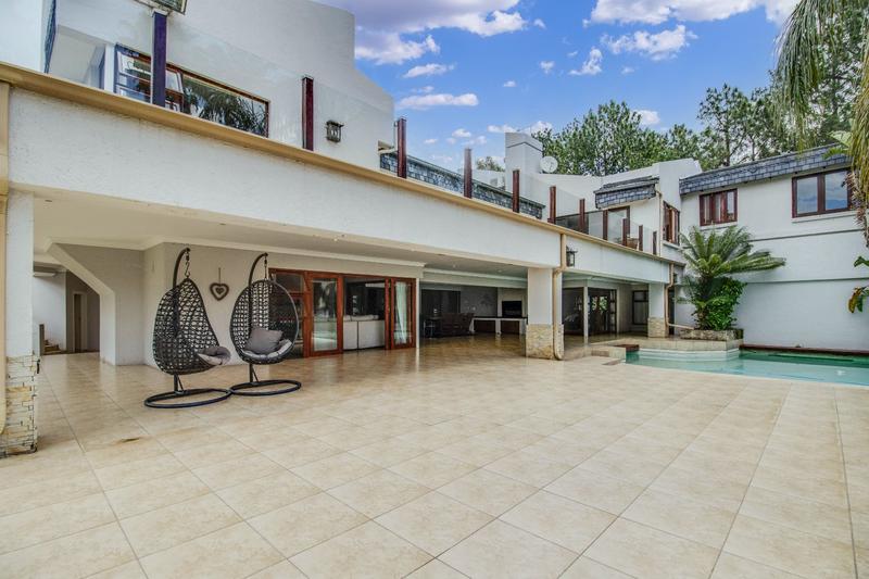 6 Bedroom Property for Sale in Bryanston Gauteng