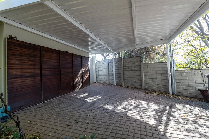 6 Bedroom Property for Sale in Hyde Park Gauteng