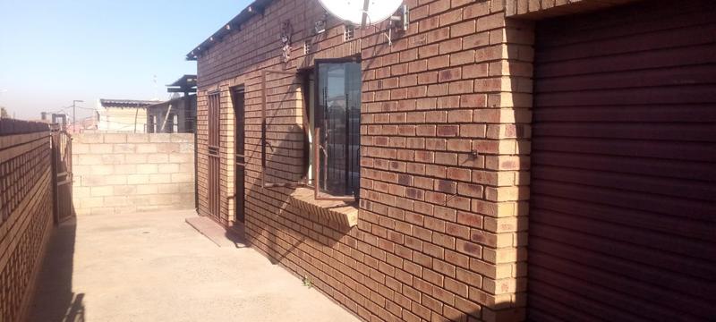 2 Bedroom Property for Sale in Naledi Ext 2 Gauteng