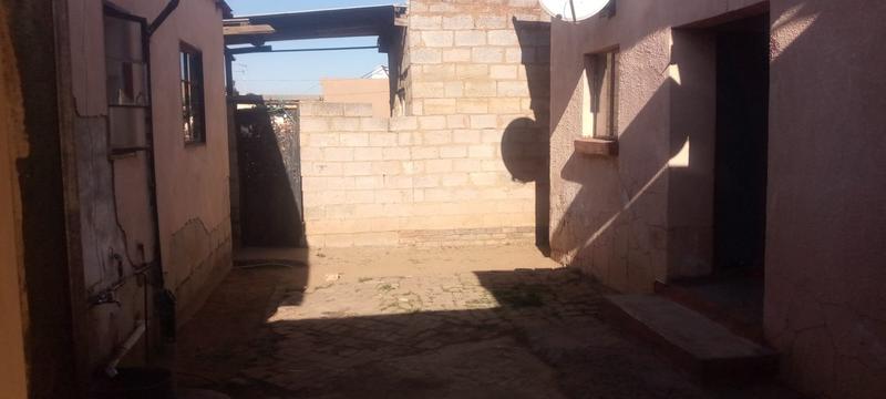 2 Bedroom Property for Sale in Naledi Ext 2 Gauteng