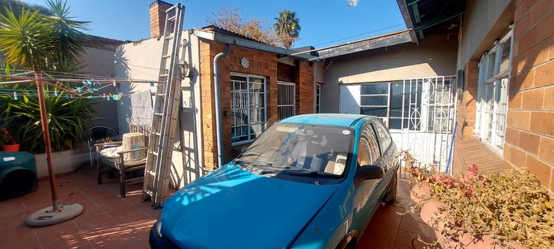 3 Bedroom Property for Sale in Roodepoort Central Gauteng