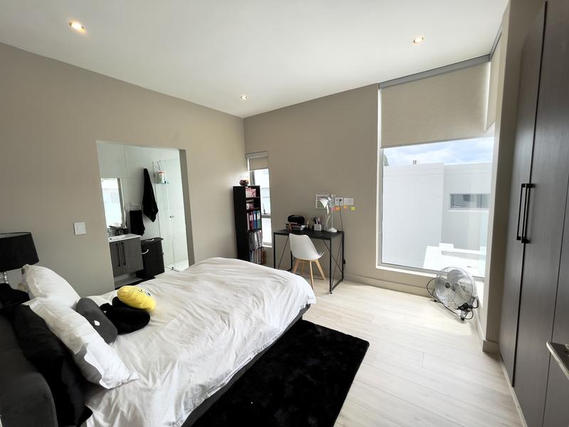 To Let 3 Bedroom Property for Rent in Bryanston Gauteng