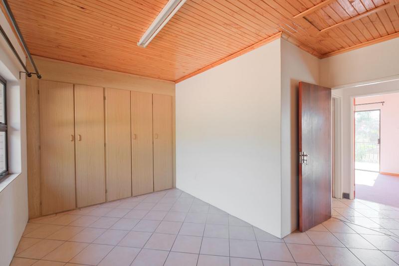 To Let 5 Bedroom Property for Rent in Eldoglen Gauteng