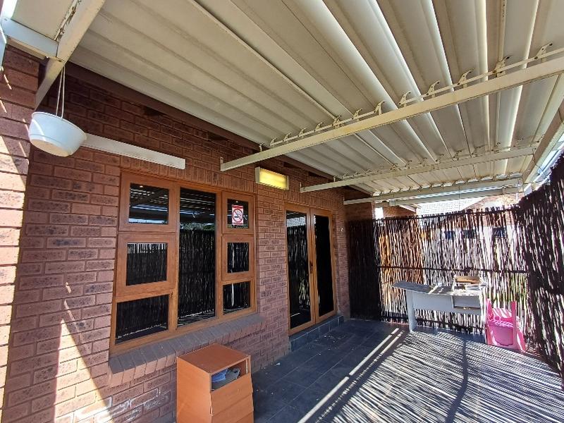 To Let commercial Property for Rent in Wierda Park Gauteng