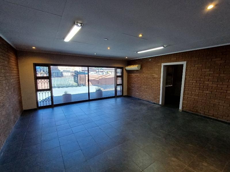 To Let commercial Property for Rent in Wierda Park Gauteng