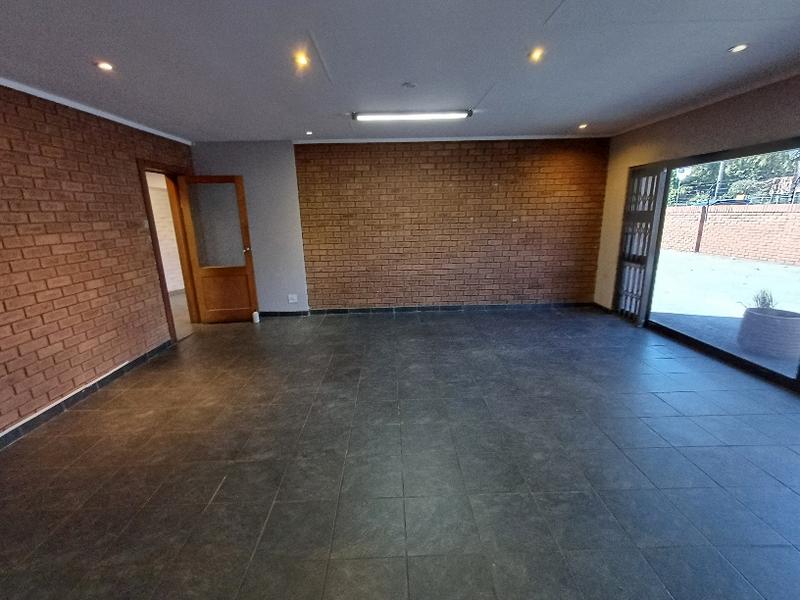 To Let commercial Property for Rent in Wierda Park Gauteng