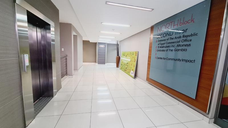 To Let commercial Property for Rent in Nieuw Muckleneuk Gauteng