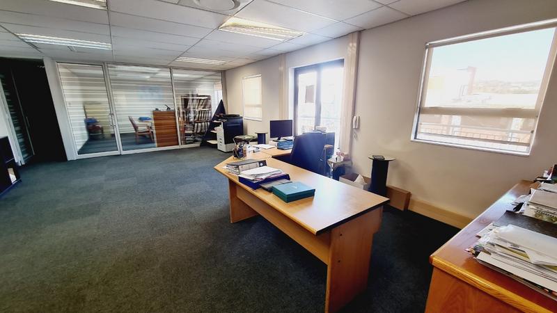 To Let commercial Property for Rent in Nieuw Muckleneuk Gauteng