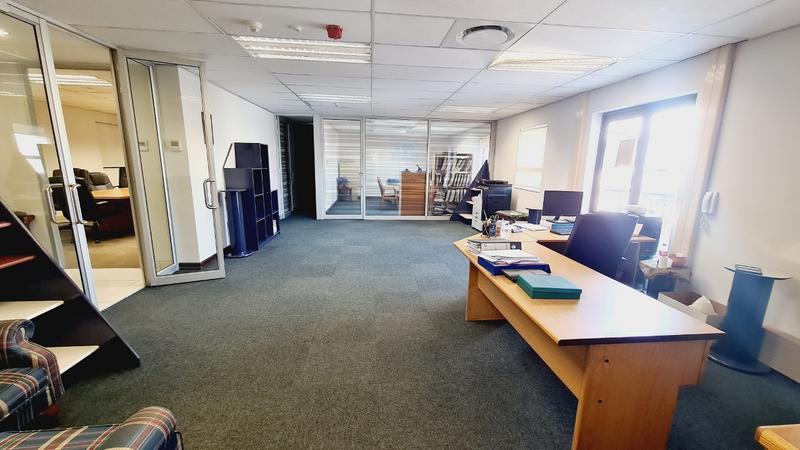 To Let commercial Property for Rent in Nieuw Muckleneuk Gauteng