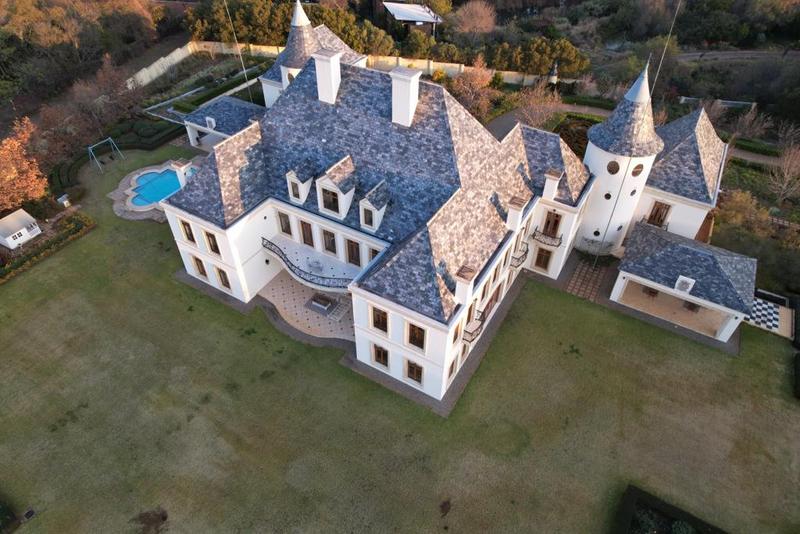 8 Bedroom Property for Sale in Mooikloof Equestrian Estate Gauteng