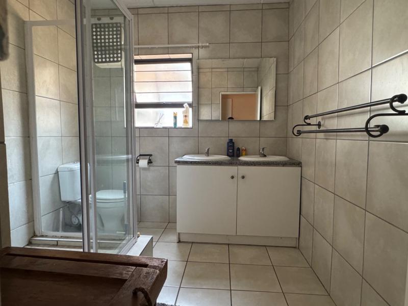 2 Bedroom Property for Sale in Northgate Gauteng