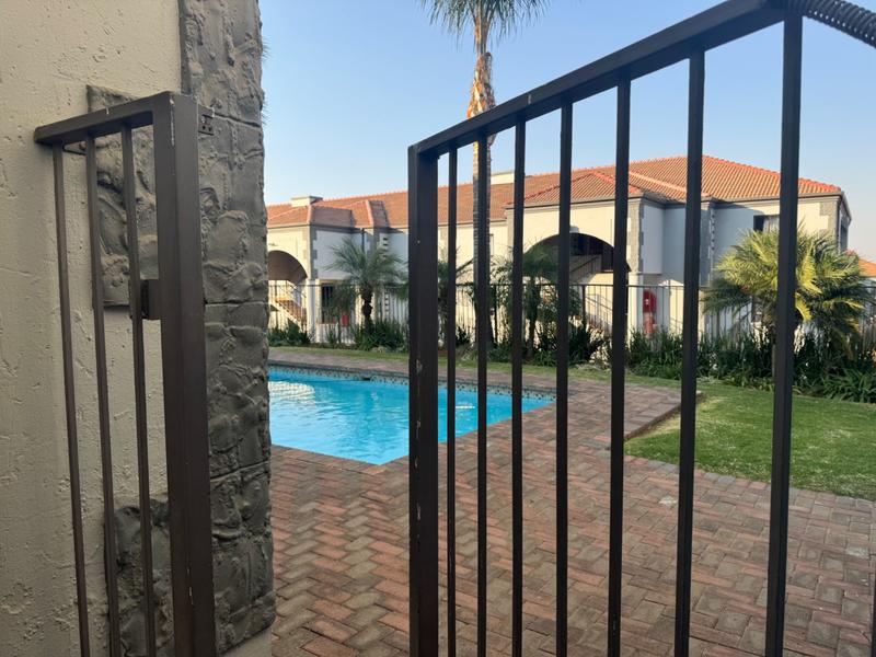 2 Bedroom Property for Sale in Northgate Gauteng