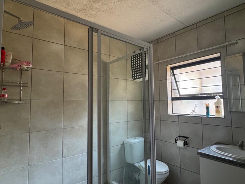 2 Bedroom Property for Sale in Northgate Gauteng