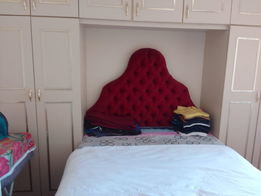 3 Bedroom Property for Sale in Brackenham KwaZulu-Natal