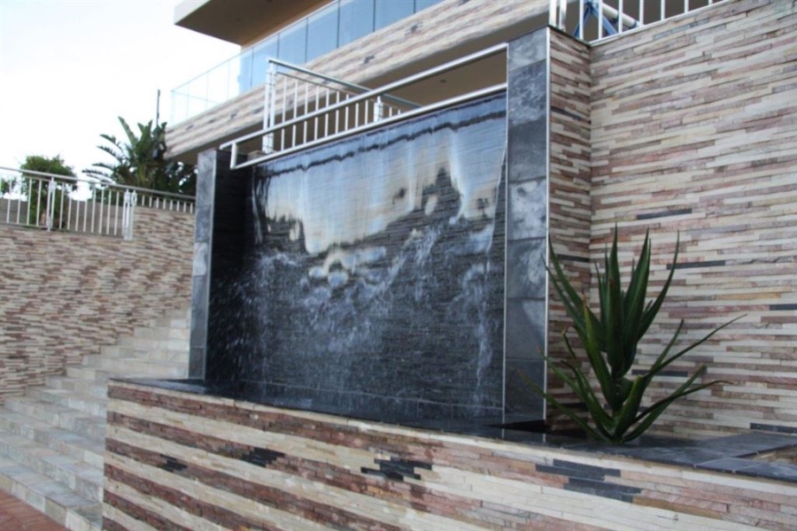 7 Bedroom Property for Sale in Zinkwazi Beach KwaZulu-Natal