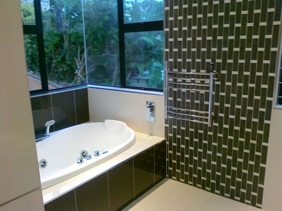 7 Bedroom Property for Sale in Zinkwazi Beach KwaZulu-Natal