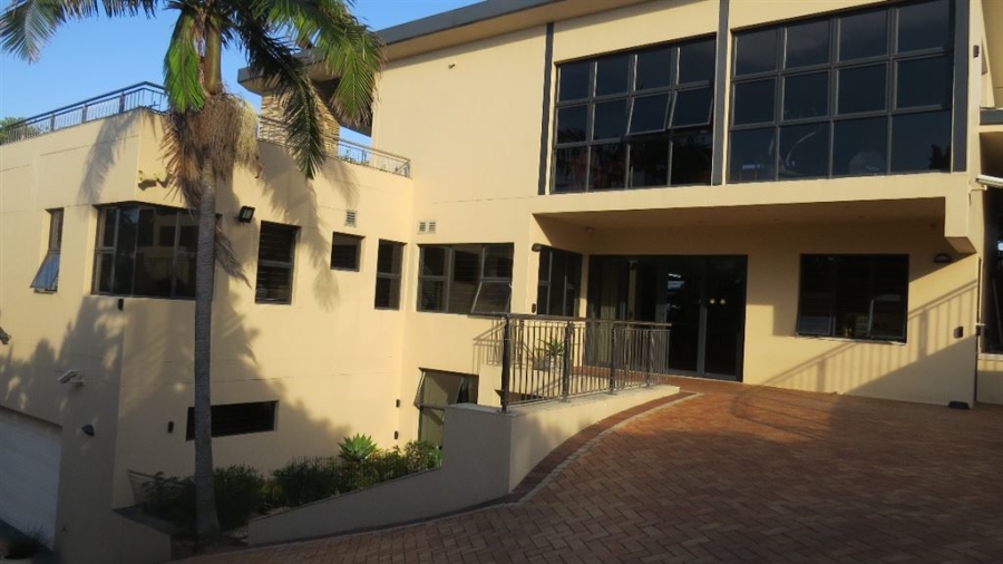 7 Bedroom Property for Sale in Zinkwazi Beach KwaZulu-Natal