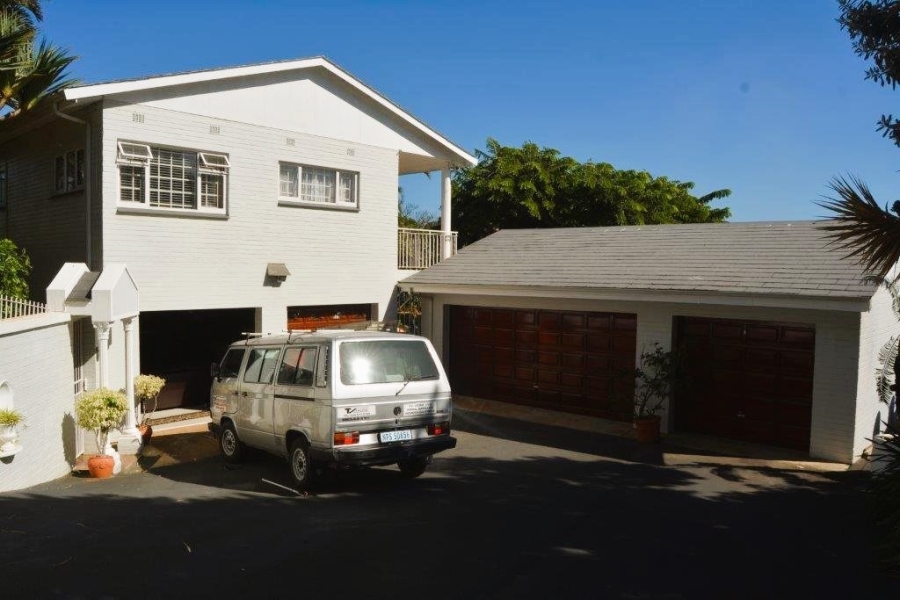 6 Bedroom Property for Sale in St Michaels On Sea KwaZulu-Natal