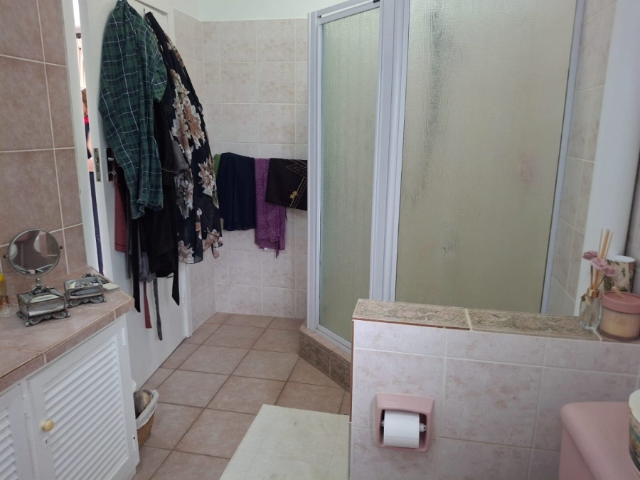 6 Bedroom Property for Sale in St Michaels On Sea KwaZulu-Natal