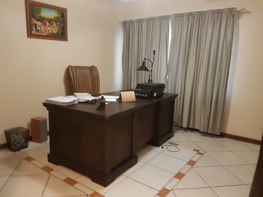 3 Bedroom Property for Sale in Meer En See KwaZulu-Natal