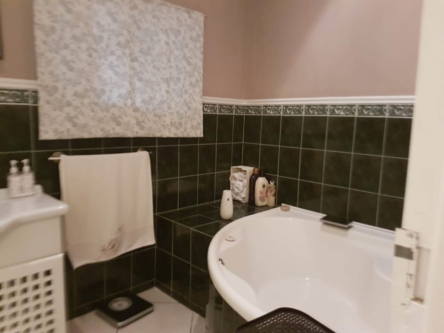 3 Bedroom Property for Sale in Meer En See KwaZulu-Natal