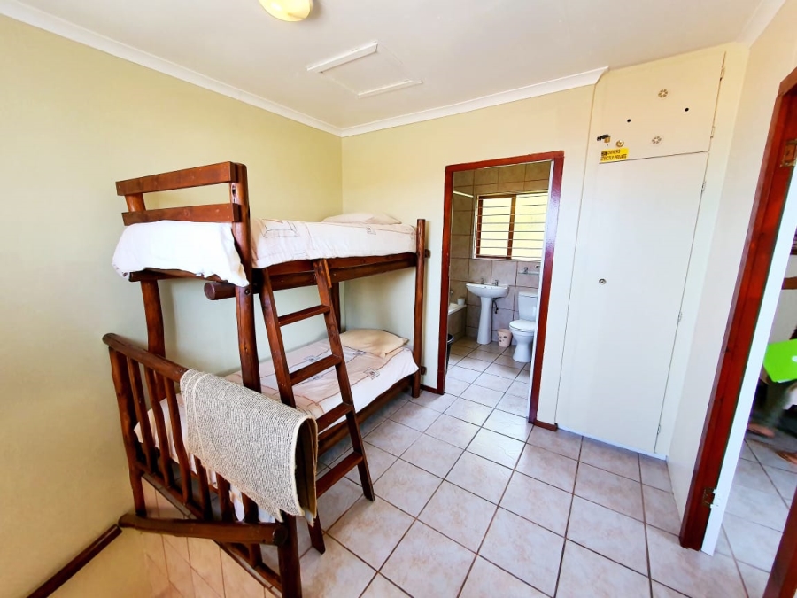 5 Bedroom Property for Sale in Ramsgate KwaZulu-Natal