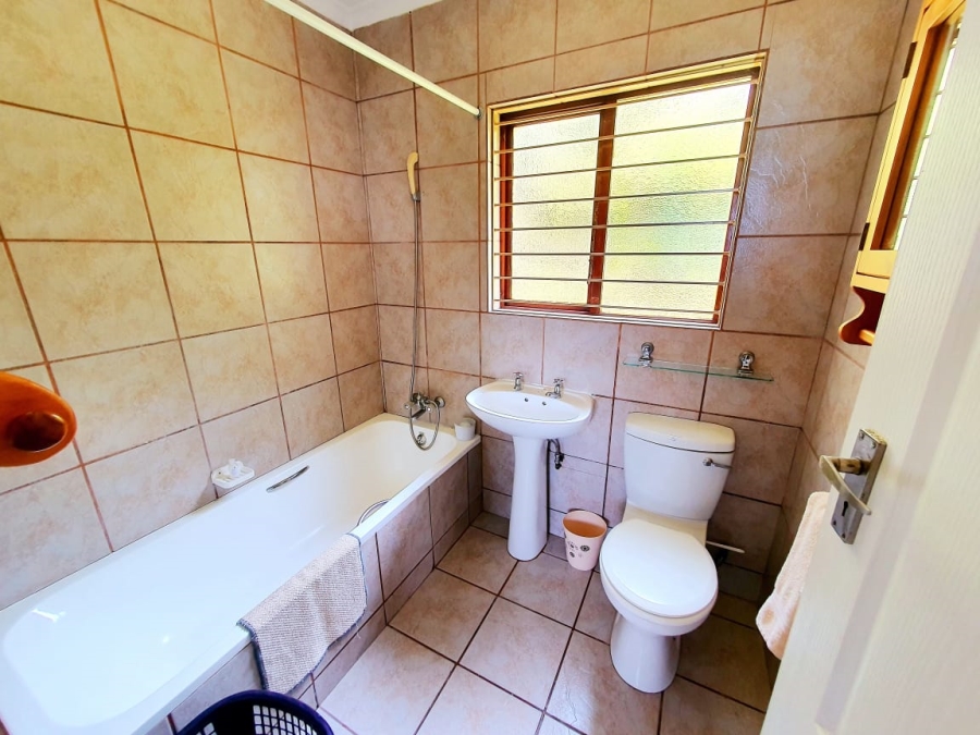 5 Bedroom Property for Sale in Ramsgate KwaZulu-Natal