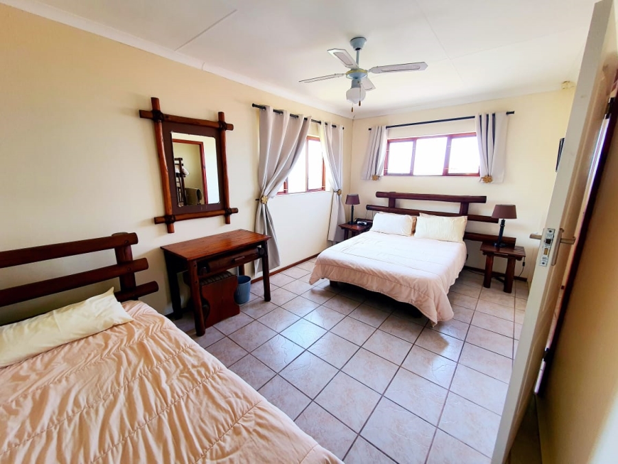 5 Bedroom Property for Sale in Ramsgate KwaZulu-Natal
