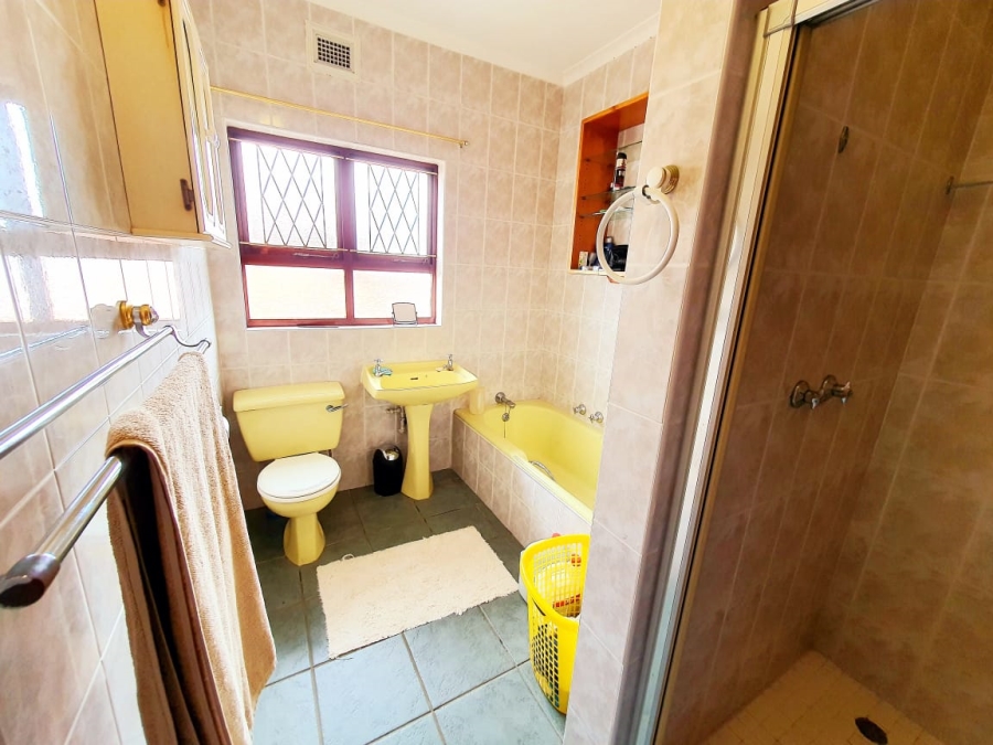 4 Bedroom Property for Sale in Ramsgate KwaZulu-Natal