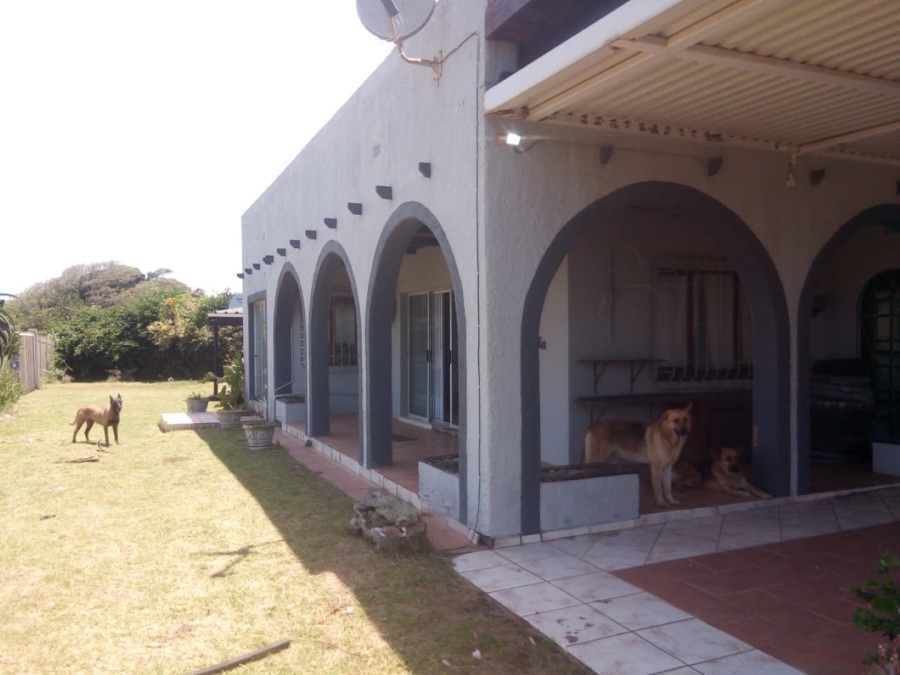 3 Bedroom Property for Sale in Hibberdene KwaZulu-Natal
