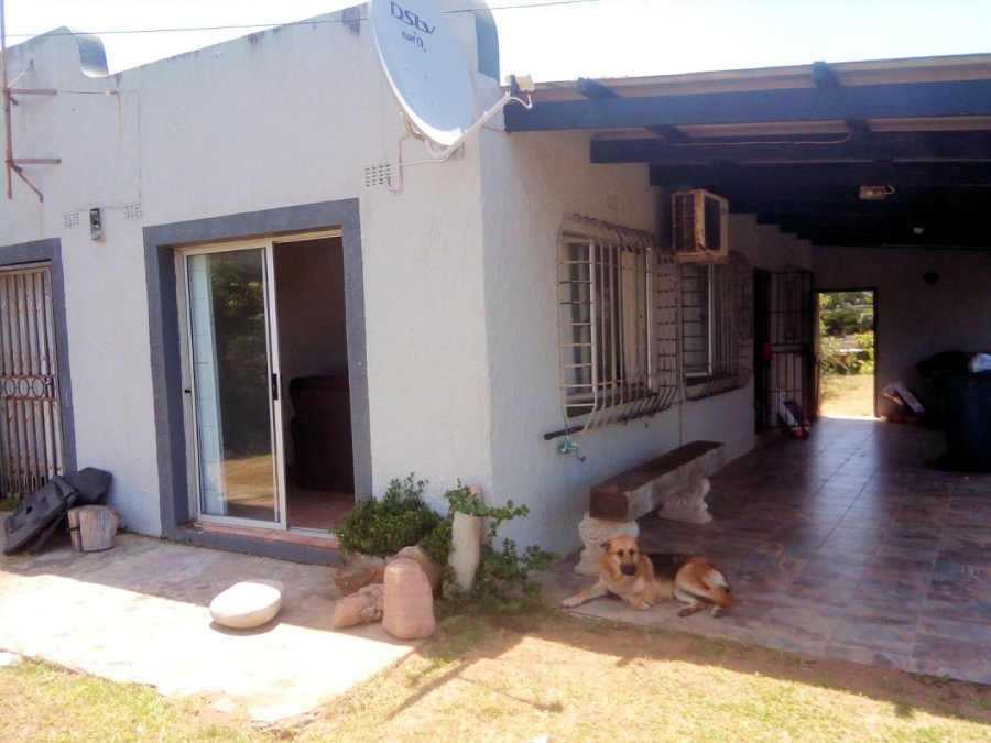 3 Bedroom Property for Sale in Hibberdene KwaZulu-Natal