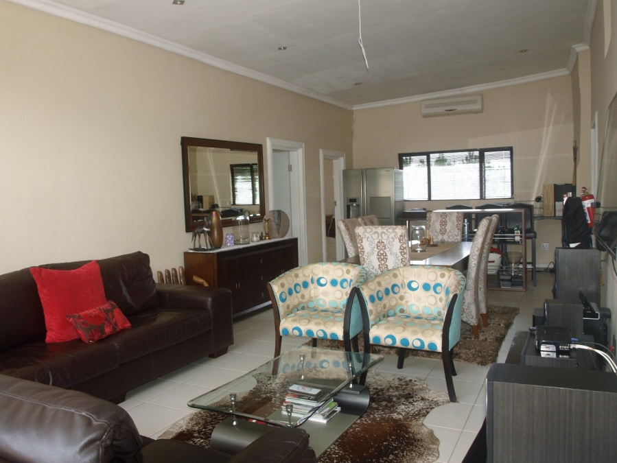 Commercial Property for Sale in Cliffdale KwaZulu-Natal