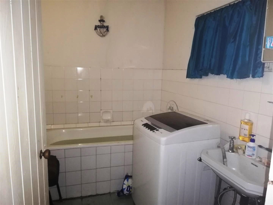 Commercial Property for Sale in Anerley KwaZulu-Natal